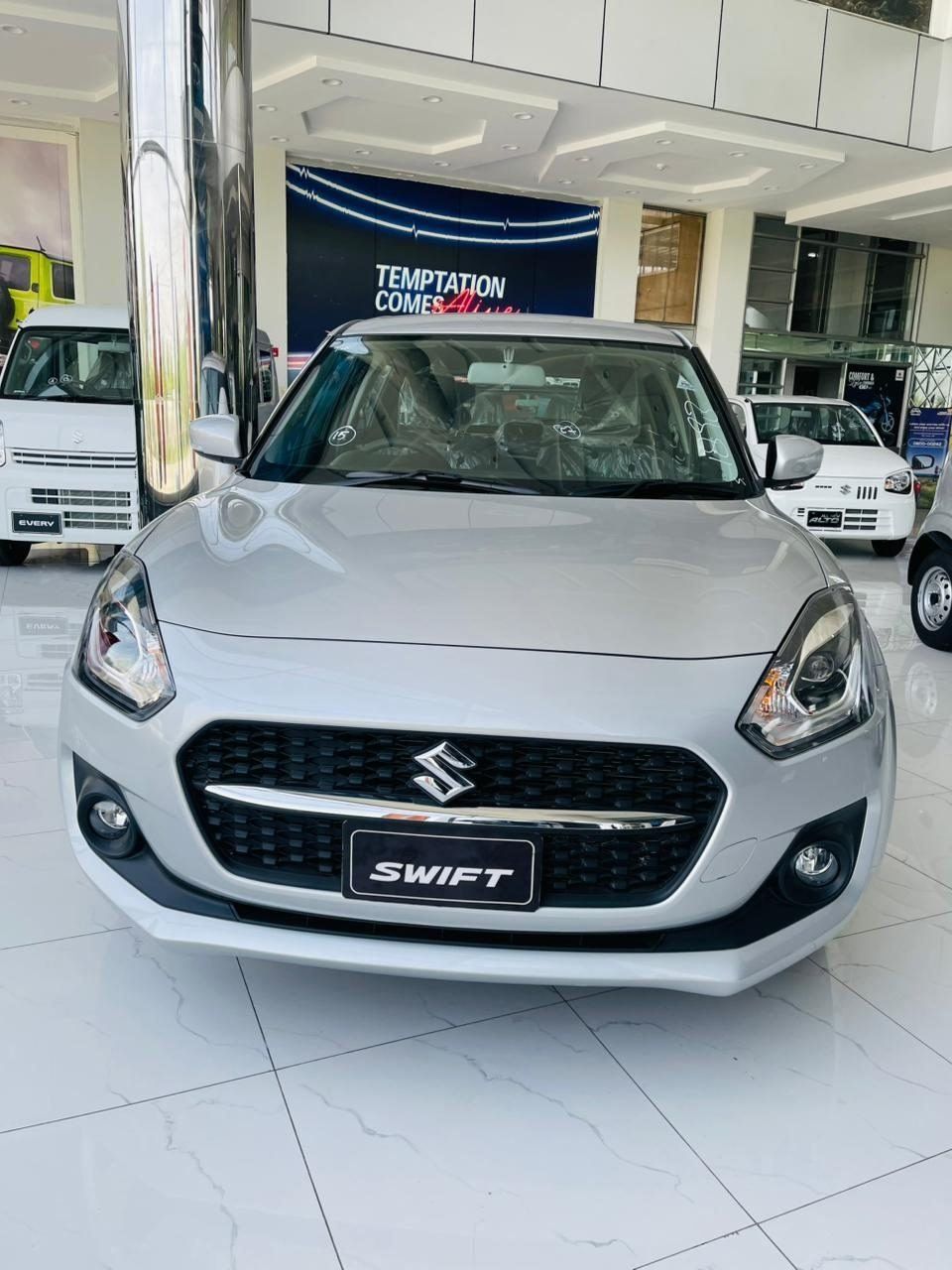 Suzuki Swift side view — Suzuki Premier Motors Lahore